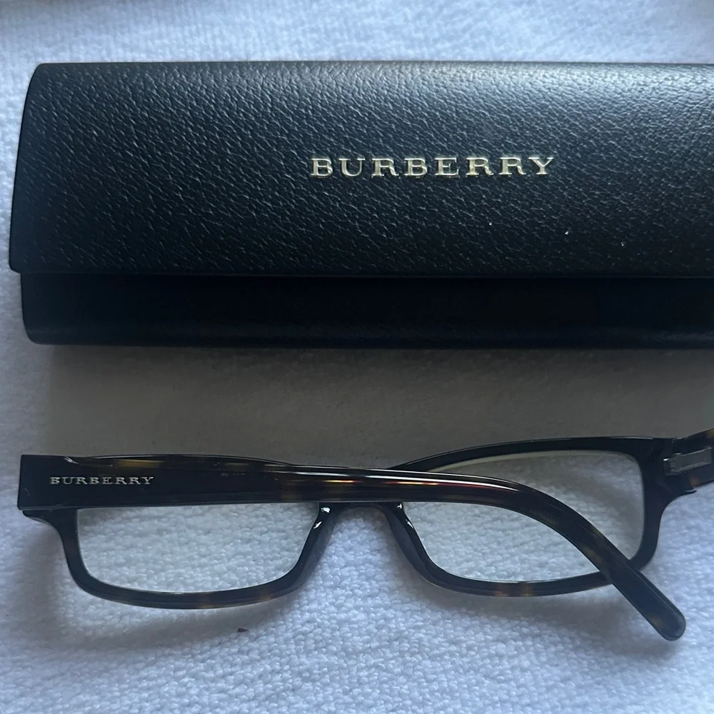 Burberry Kids Tortoiseshell Brown and Black Sunglasses with Logo Case